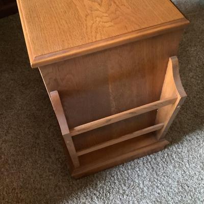 Lane end table with storage and magazine rack 20"H 13"L 23"depth