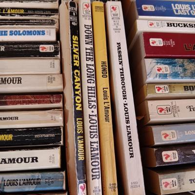 LOUIS L'AMOUR SOFTBACK NOVELS (1)