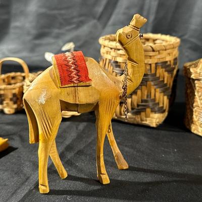 Handmade Miniature Baskets and Carved Wood Crafts