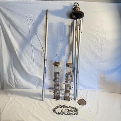 Droll Yankees Thistle Feeders and More (B3-DZ)