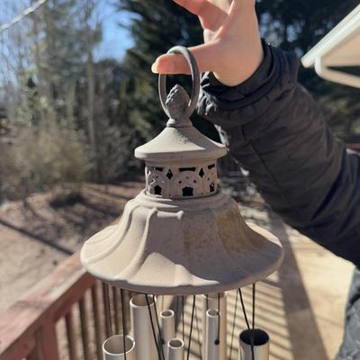 Droll Yankees Thistle Feeders and More (B3-DZ)