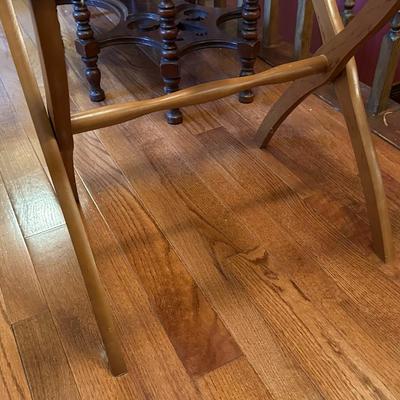 Luggage Stand with Floral Design