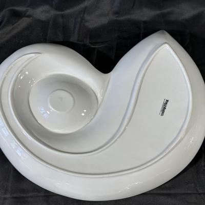 Coastal Kitchen Decor including a Fish & Shell Platers