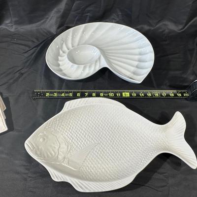 Coastal Kitchen Decor including a Fish & Shell Platers