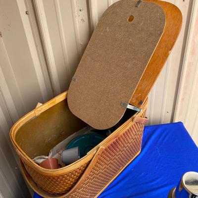 THIS VINTAGE HAWKEYE PICNIC BASKET IS LOOKING FORWARD TO A GOOD OLD FASHIONED PICNIC!
