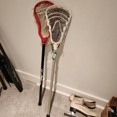 2 Lacrosse Sticks Triax DeBreer 6000 , Stx Amp