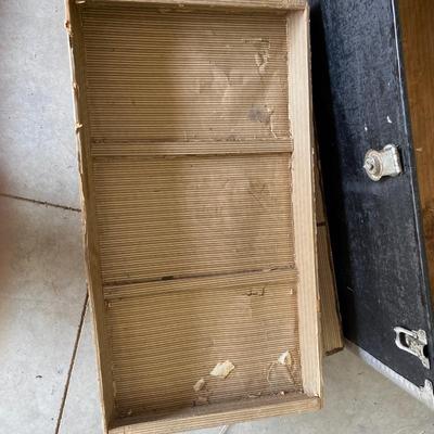 LARGE TRUNK WITH A SHELF