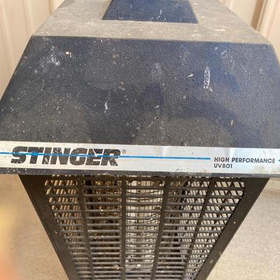 BLACK & DECKER BRIGHT BAR RECHARGEABLE WORK LIGHT & STINGER BUG ZAPPER