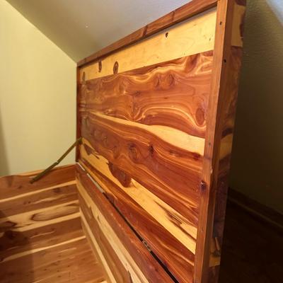 Cedar Wood Chest