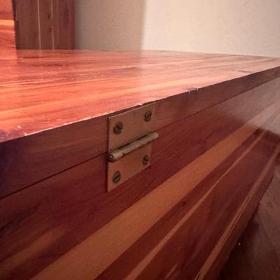 Cedar Wood Chest