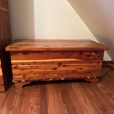 Cedar Wood Chest
