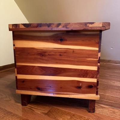 Cedar Wood Chest