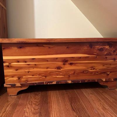Cedar Wood Chest