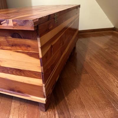 Cedar Wood Chest