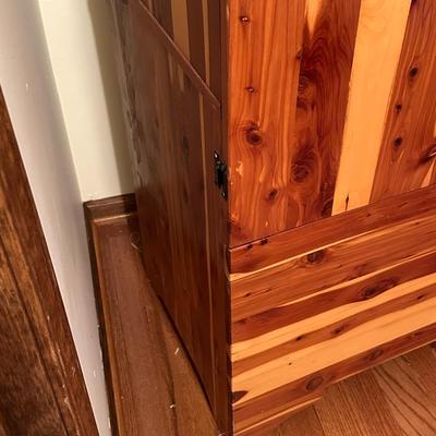 Cedar Wardrobe Armorie