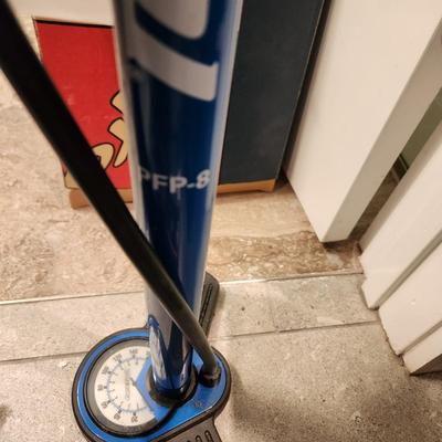 Biking Bicycle Lot Thule Straps Chain Scrubber , Presta Valve Tubes , Park Tool PFP-8 Floor Pump