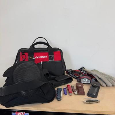 1159 Knife Lot: Schrade Knife, Swiss Army Knife, Rigging Knife, Husky Bag, Gloves and Knee Pads