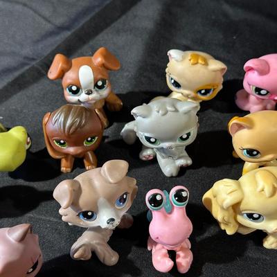 Large Lot of Littlest Pet Shop Figurines