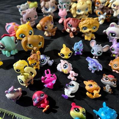 Large Lot of Littlest Pet Shop Figurines