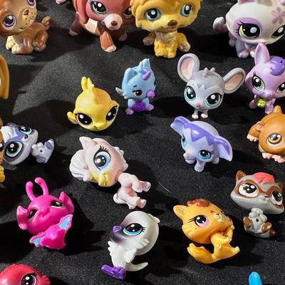 Large Lot of Littlest Pet Shop Figurines