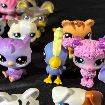 Large Lot of Littlest Pet Shop Figurines