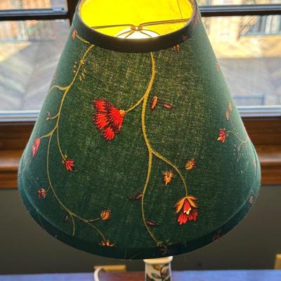 Vintage Floral Patterned Lamp