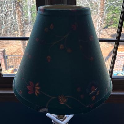 Vintage Floral Patterned Lamp