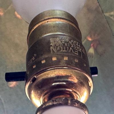 Vintage Floral Patterned Lamp