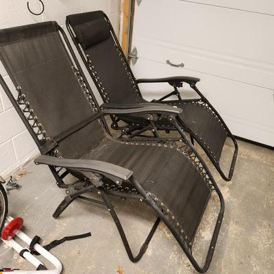2 Patio Outdoor Zero Gravity Recliners