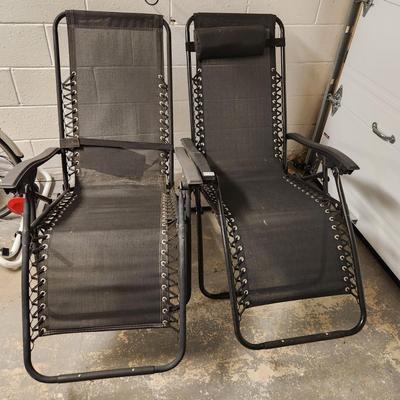 2 Patio Outdoor Zero Gravity Recliners
