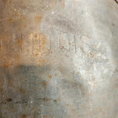 2 Vintage Dairy Milk Cans Never leak
