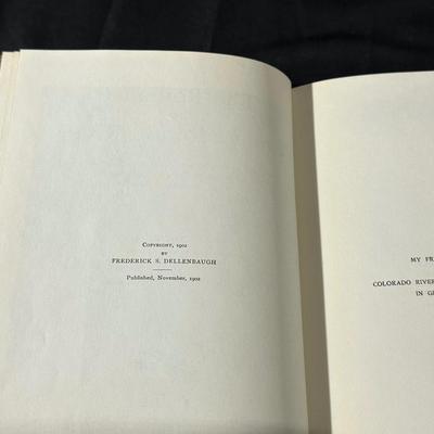 Western Decor & Figurines