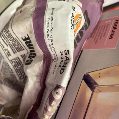OUTDOOR PORCH OR GARAGE LIGHT, 2 BAGS OF SAND COLORED GROUT AND ENAMEL PAN