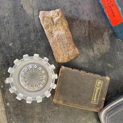 VINTAGE RAZORS, A PIECE OF PETRIFIED WOOD, AN ASH TRAY AND A POCKET BIBLE