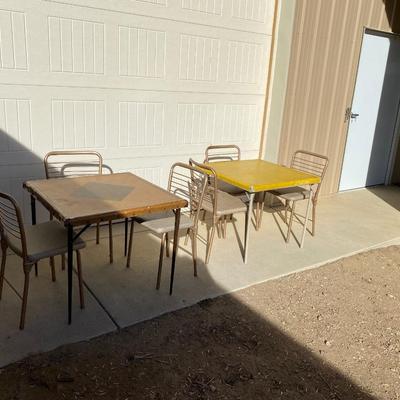 2 CARD TABLES AND 6 FOLING CHAIRS