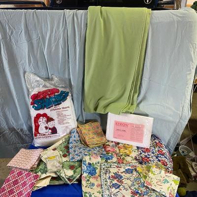 VINTAGE SEWING/CRAFT MATERIAL