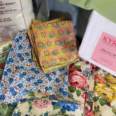 VINTAGE SEWING/CRAFT MATERIAL