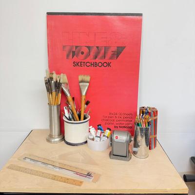 1187 Art Supply Lot
