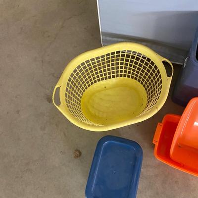 GARMENT CLOSET, OSCILLATING FAN, LAUNDRY BASKET & MORE