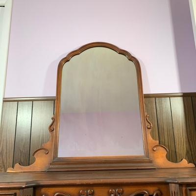 LOT 6 B: Vintage / Antique French 6 Drawer Vanity w/ Floral Embroidered Stool