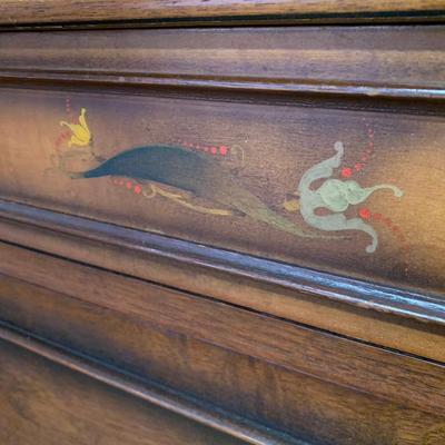 LOT 7 B: Vintage / Antique 4 Drawer Vanity Dresser w/ Mirror