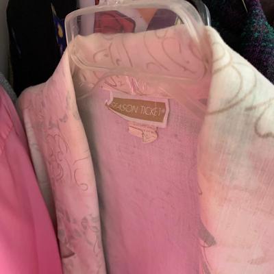 LOT 8 C: Closet Clear Out! Women's Clothes, Suits, Jackets, Shoes, Boots, & More