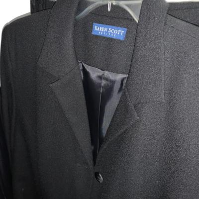 LOT 8 C: Closet Clear Out! Women's Clothes, Suits, Jackets, Shoes, Boots, & More