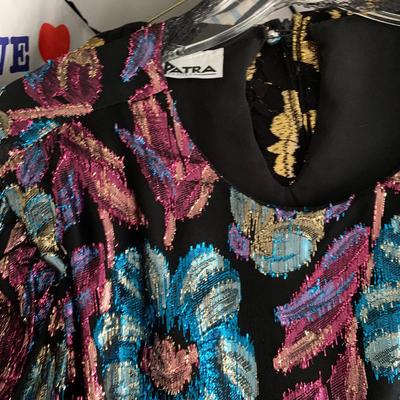 LOT 8 C: Closet Clear Out! Women's Clothes, Suits, Jackets, Shoes, Boots, & More