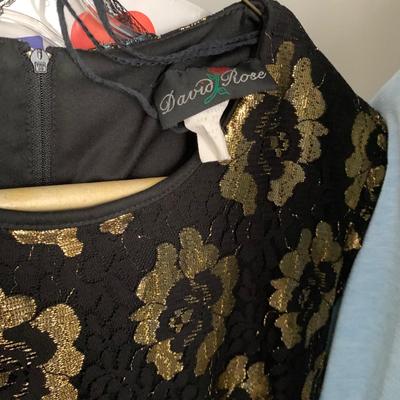 LOT 8 C: Closet Clear Out! Women's Clothes, Suits, Jackets, Shoes, Boots, & More