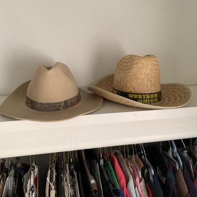 LOT 8 C: Closet Clear Out! Women's Clothes, Suits, Jackets, Shoes, Boots, & More