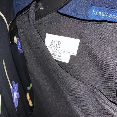 LOT 8 C: Closet Clear Out! Women's Clothes, Suits, Jackets, Shoes, Boots, & More