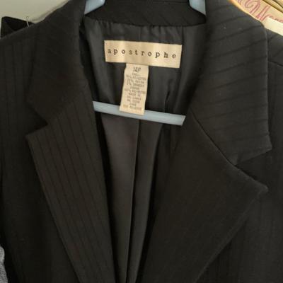 LOT 8 C: Closet Clear Out! Women's Clothes, Suits, Jackets, Shoes, Boots, & More