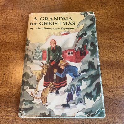 LOT 11 O: Antique / Vintage / & Modern Children's Books Collection: 1923 "Boys And Girls Of Bookland" by Nora...