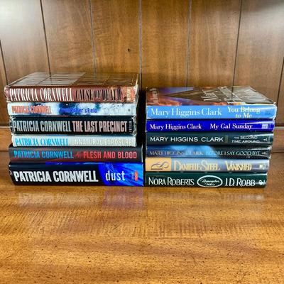 LOT 14 O: Novel Collection: "Dust" by Patricia Cornwell, "Vanished" by Danielle Steel, "You Belong To Me"...